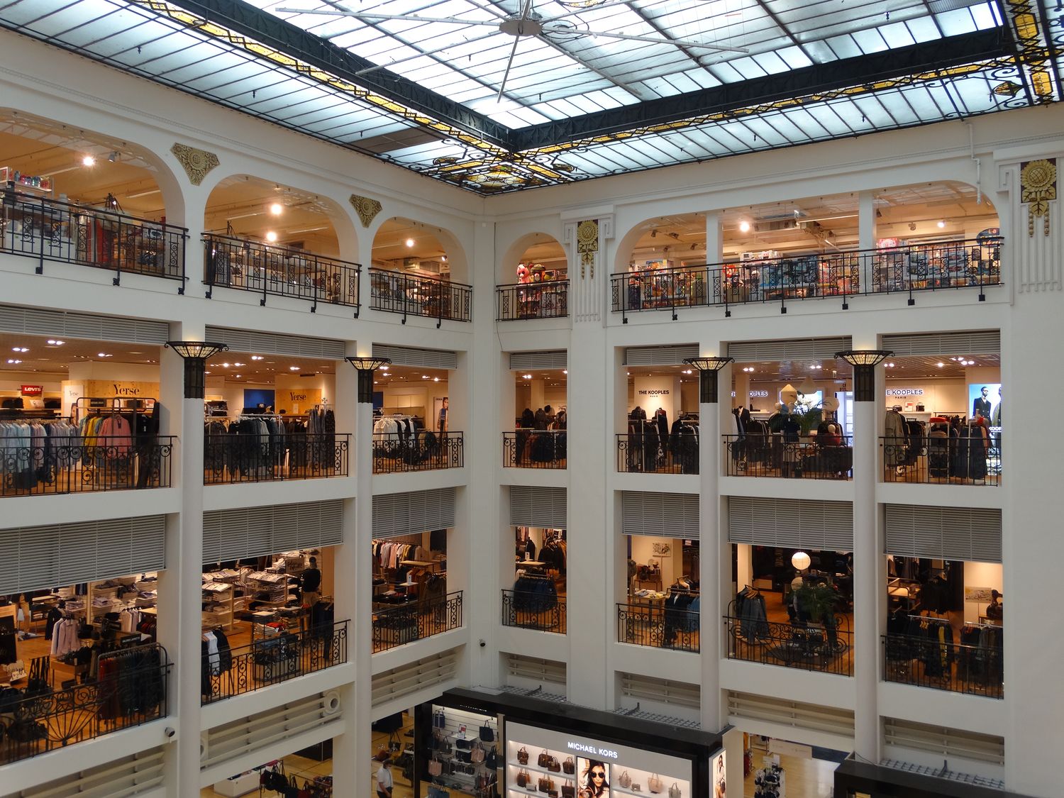 Galeries Lafayette : un bâtiment Art déco remarquable - Ville de Bayonne