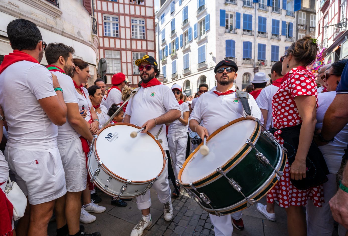 Tenue sales fete 2019