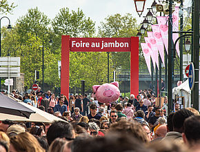 La Foire au Jambon est un marqueur fort de l’identité et des traditions de Bayonne. - Agrandir l'image (fenêtre modale)